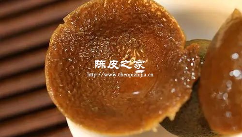小紅家陳皮味道有點酸正常嗎