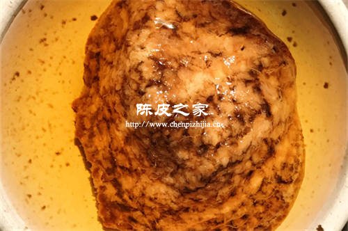 為什么泡過的陳皮過了一晚上有白點點