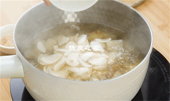 陳皮百合水喝熱的還是涼的