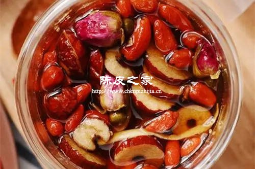 陳皮紅棗枸杞泡水喝有什么功效嗎