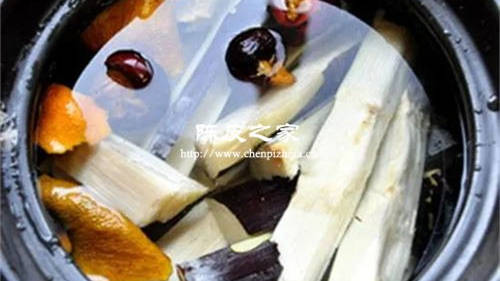 陳皮甘蔗一起煮水喝