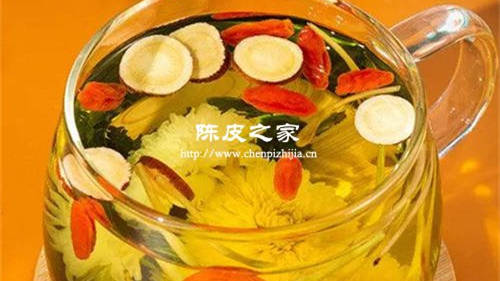 菊花橙皮金銀花紅棗枸杞煮水喝的功效