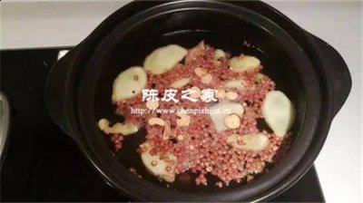 陳皮花椒和生姜艾葉泡腳的功效與作用