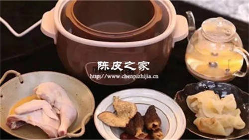 新會(huì)陳皮煲湯的技巧和功效