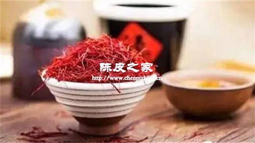 藏紅花能和陳皮一起泡水喝嗎