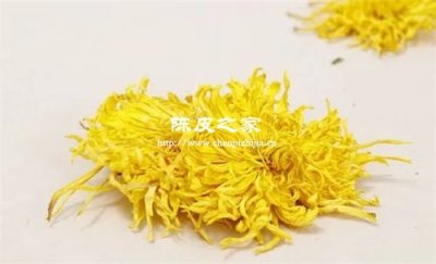 金絲皇菊陳皮大棗枸杞搭配