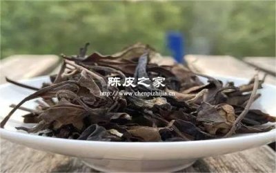 陳皮和老白茶泡水喝的功效