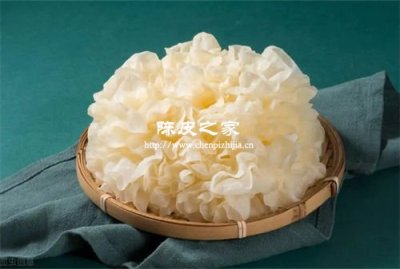 陳皮和銀耳雪梨能一起煲湯喝嗎