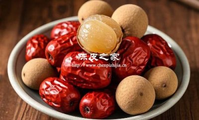 陳皮紅棗桂圓泡水喝的功效