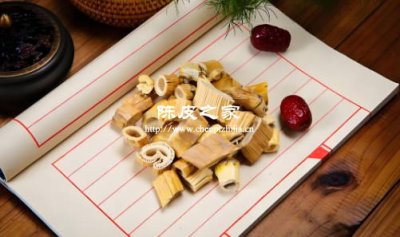 陳皮 + 蘆根：夏日祛暑的 “清潤 CP”，煮水喝告別口干煩躁